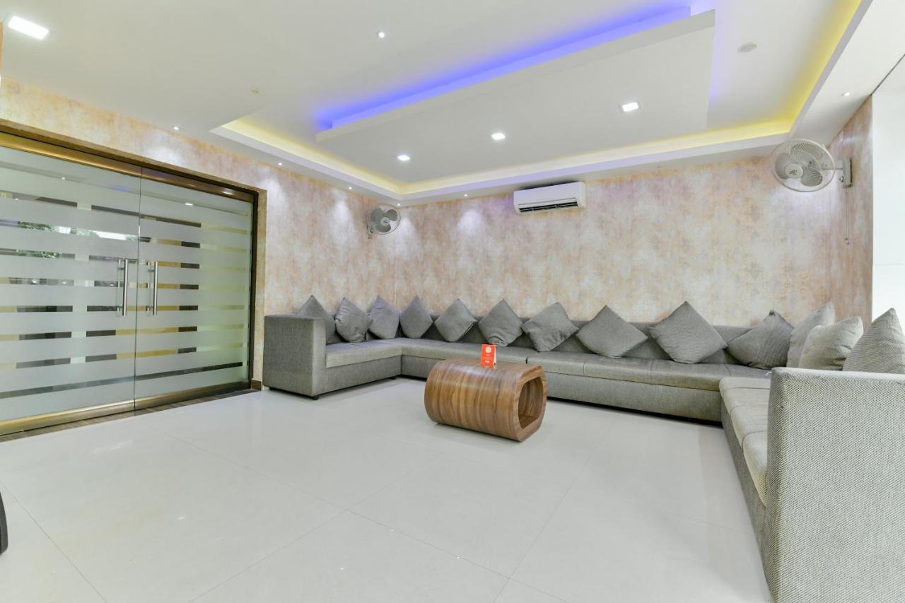 Oyo 1889 Hotel Aj Park Alappuzha ภายนอก รูปภาพ