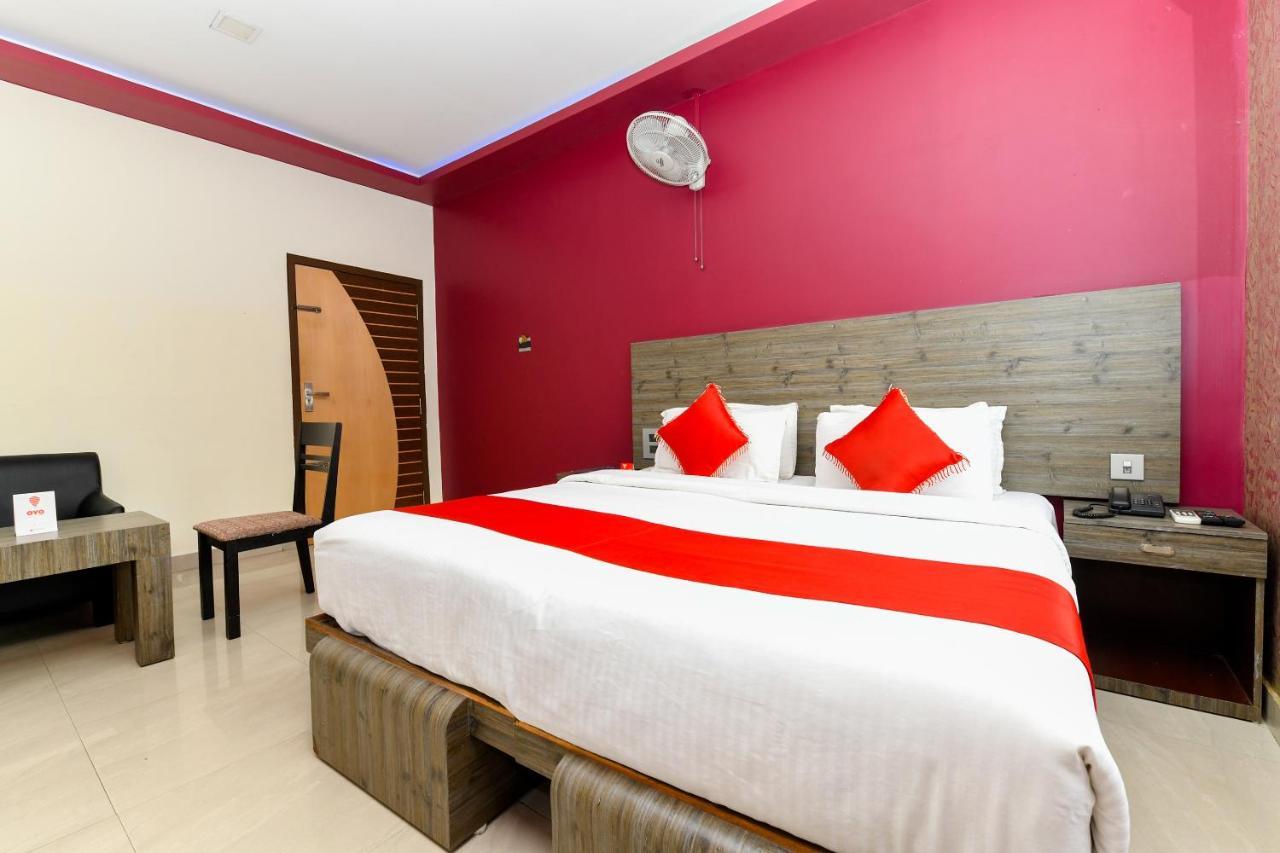 Oyo 1889 Hotel Aj Park Alappuzha ภายนอก รูปภาพ